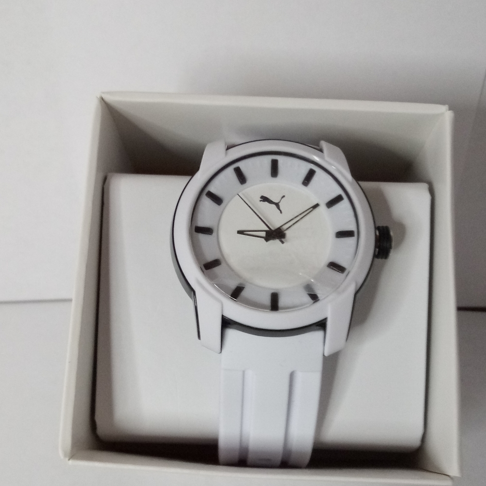 Puma 6017 Silicone Three Hand Watch